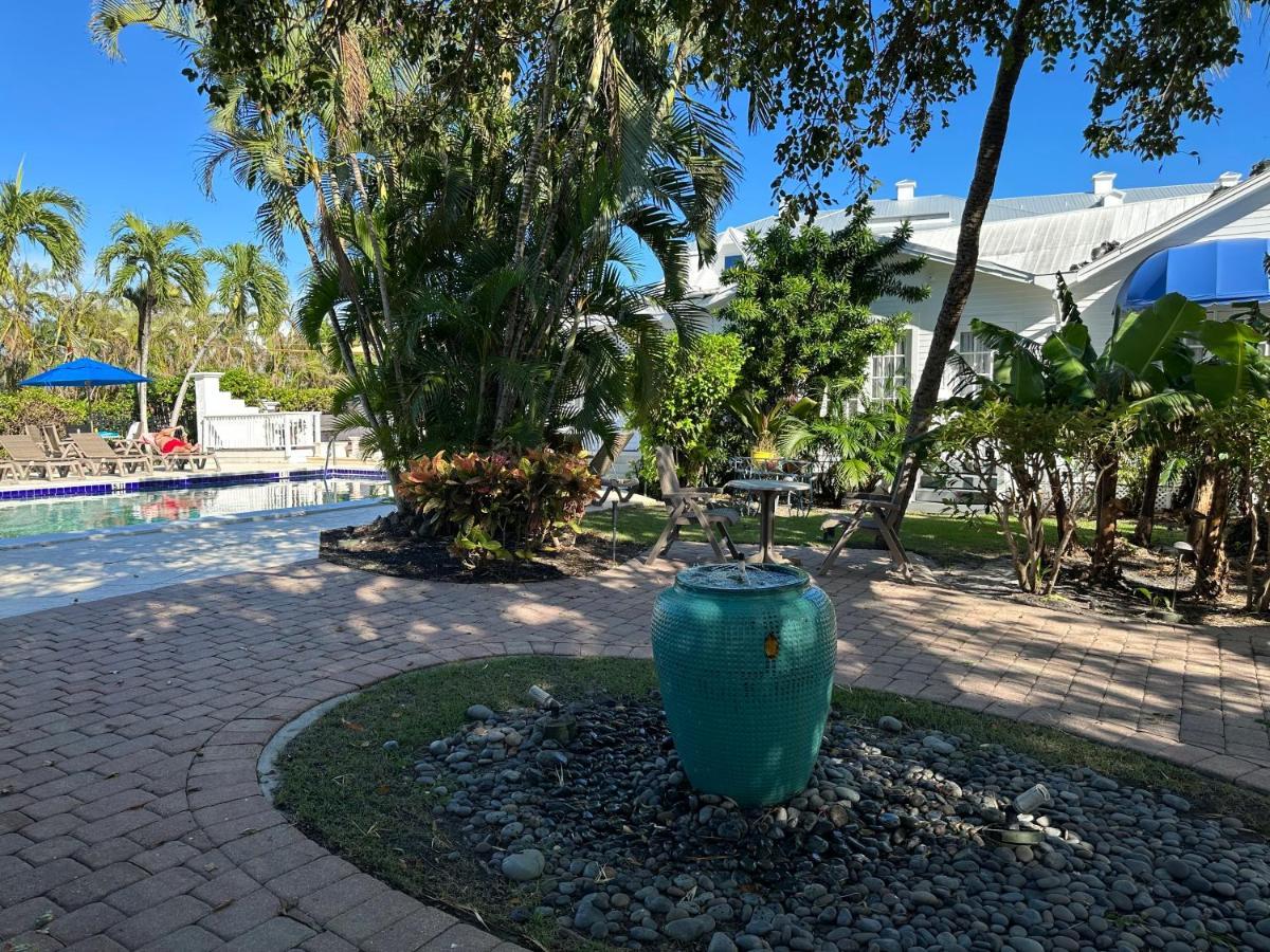 Olde Marco Inn Marco Island Ngoại thất bức ảnh